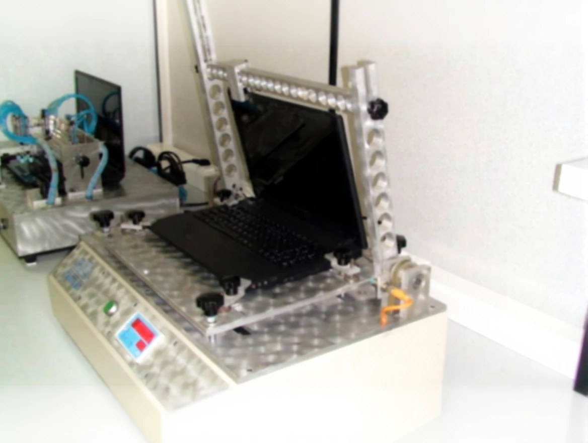 0dg50cv6fdrma0cv2aqvndwk24 Laptop Hinge Lifetime Testing and Durability Machine - Image 1
