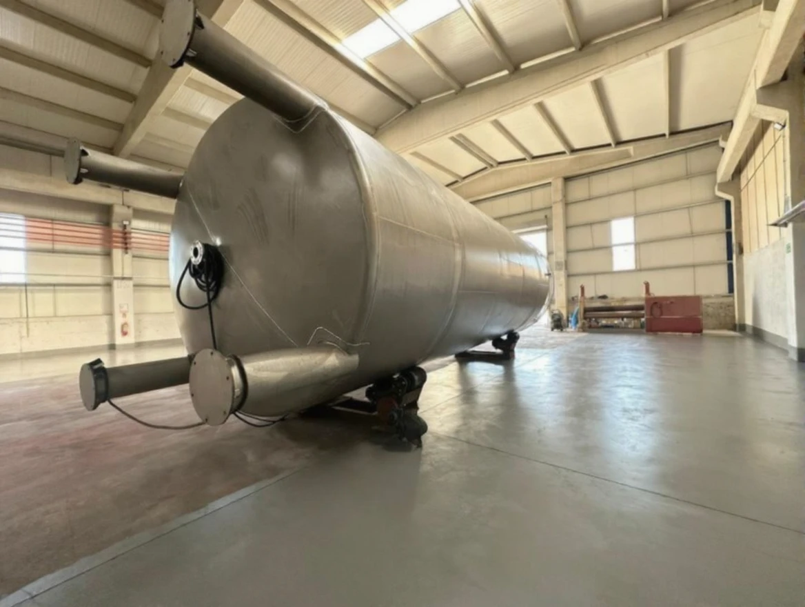 0f8q0ve4chrmc0cv3dptjtqakm Stainless Steel Storage Tank - Image 1