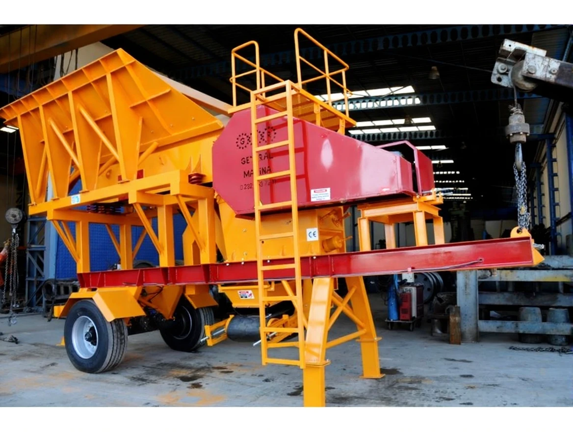 19cczgkqb5rmw0cvbaetwmmpz4 20 Ton Mobile Crusher - Image 1