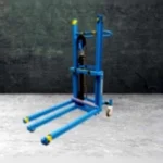 Lifting Equipment for Carrying Nuts and Seeds