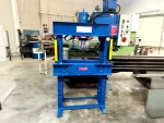 30 Ton Automatic Hydraulic Press - Image 4