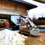 800 Kg (4.6 M) Crawler Crane