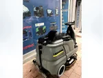 Karcher B 90 Riding Floor Sweeper - Image 2