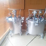 40 Lt Automatic Stirring Pressure Paint Tank