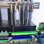 50-500 Ml 6 Nozzles (800-2500 Pieces / Hour) With Stainless Automatic Liquid Filling Machine