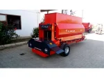 Solid Fertilizer Spreader Trailer 10 Ton Double Vertical Distributor - Image 3