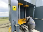 P-5 Model 40 Kilogram Vertical Baler Press Machine - Image 3
