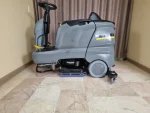 B 90 R Ride-On Floor Scrubber - Image 7