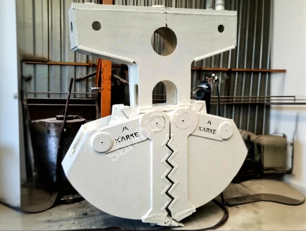 5746xzbnesrmw0cva3vbfvy114 Covered Crane Bucket - Image 1