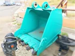 Kobelco SK 210 Excavator Bucket - Image 4