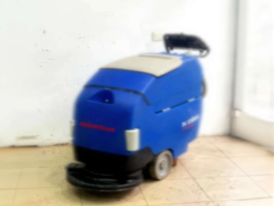 6f0shc0c2drmt0cvgw283wxnvc For Rent: Colombus 55/60 Floor Cleaning Machine Rental - Image 1