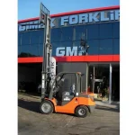 3 Ton Forklift - Isuzu Engine