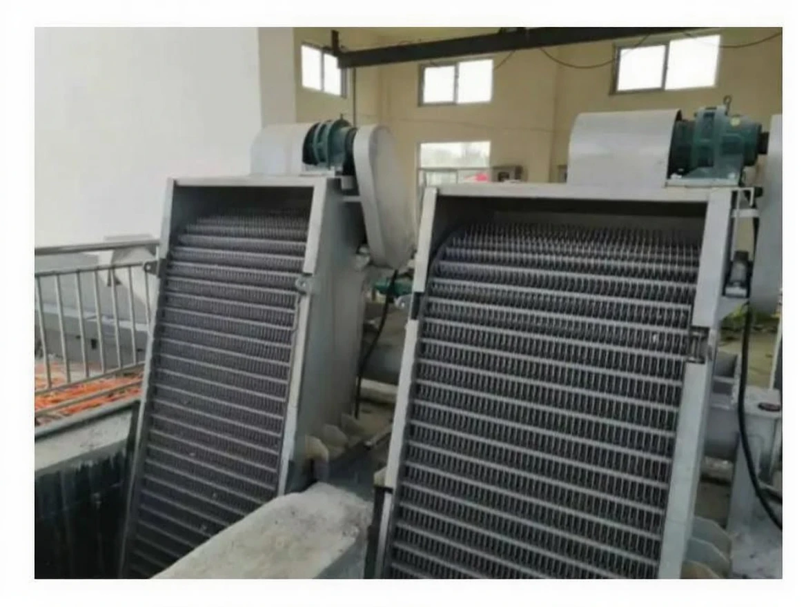 6yfv9c1m1drma0ctvkybdd2ke0 Mechanical Wastewater Treatment Grate - Image 1