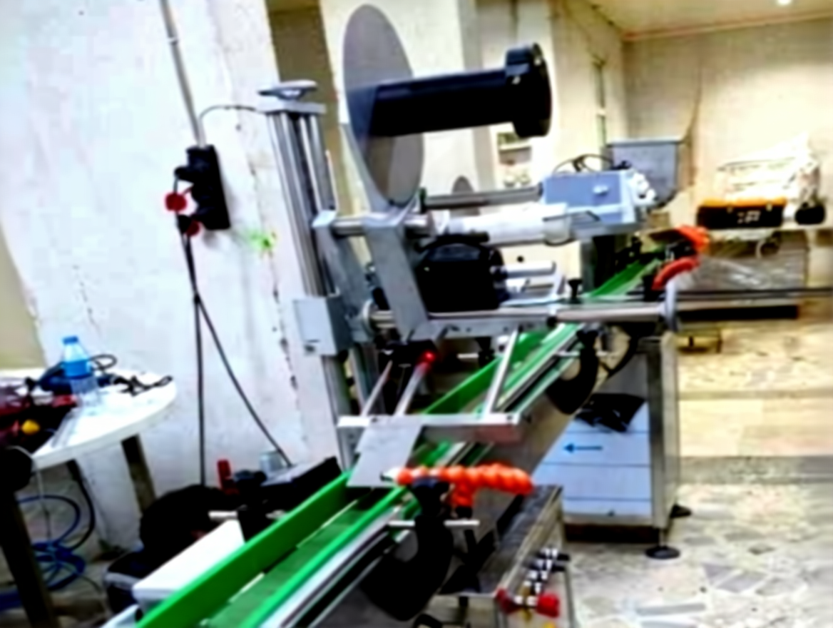 7788hxawedrmc0ctnjg9a74jgr Top Surface Labeling Machine - Image 1