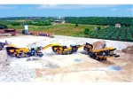 250-350 Ton/Hour Mobile Tracked Jaw+Impact Crusher and Vibrating Screen Combination Crusher - Image 2