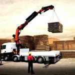 23 Ton (30.5 Mt.) Vehicle-Mounted Folding Boom Mobile Crane