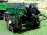 CR-7 Removable Type Grass Top Sand Spreading and Material Loading Unloading Machine - Image 4