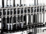 Automatic Liquid Filling and Cap Closing Machine - Image 2