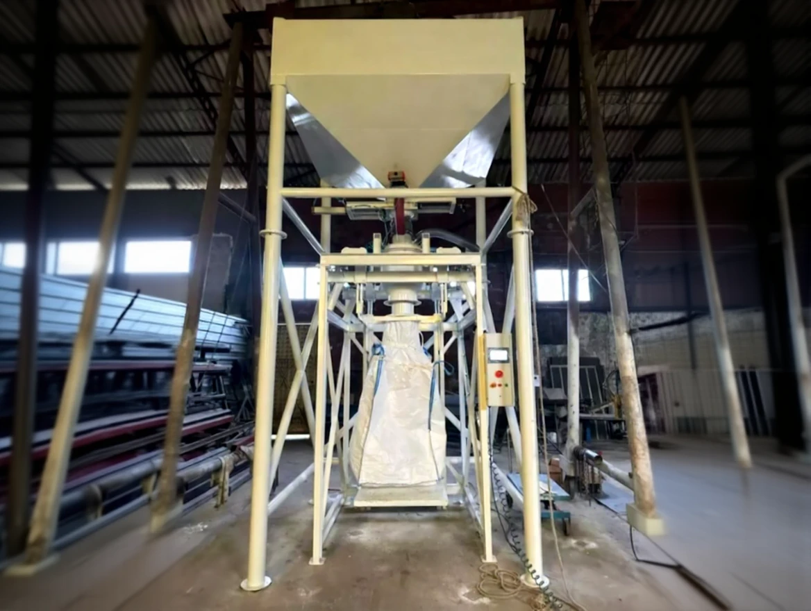 8bm066k7wdrm80ctrtc818g6gc 500 Kg Big Bag Powder Granule Filling System - Image 1