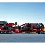 200-300 Ton / Hour Mobile Stone Crushing and Screening Plant