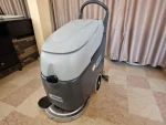 530mm (40/40 Liter) Pusher Floor Washing Machine - Image 7