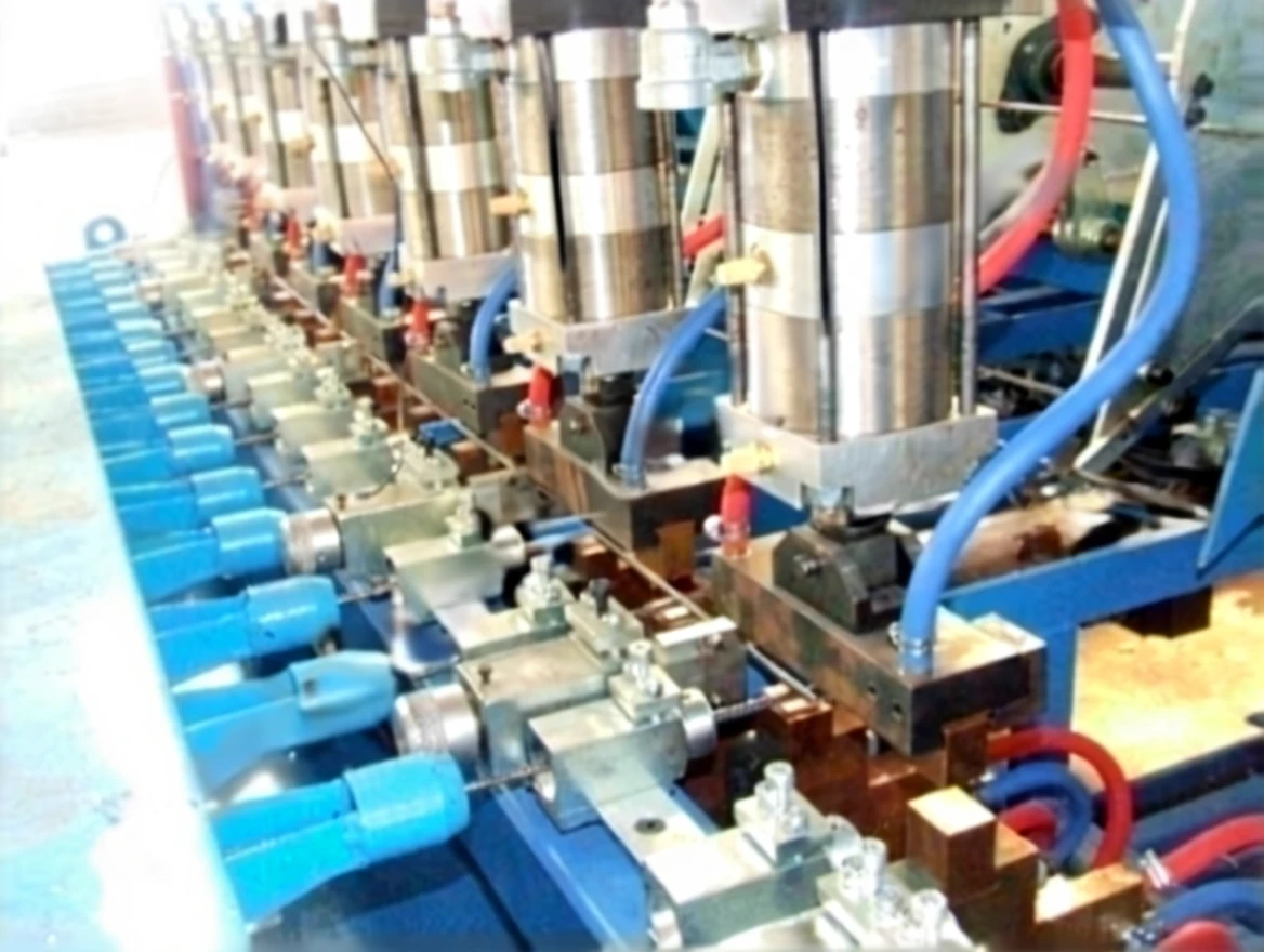 akha1hrnr1rme0cv33dvz8hkr4 Mesh Welding Machine with 4-12 mm Diameter and 2600 mm Length - Image 1