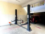 4 Ton Capacity Electro-Hydraulic Column Lift Equipment - Image 2