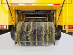 Truck Towed Type Elevator Road Sweeper Machine - Image 6