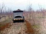 Garden Type Solid Fertilizer Spreading Trailer - Image 4