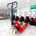 2.5 Ton Cast Iron Pump Manual Pallet Truck(2)