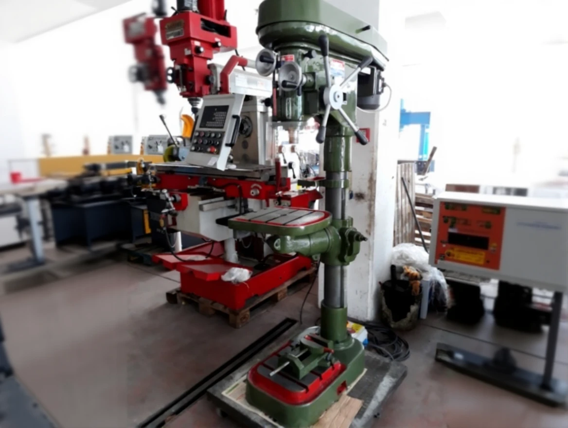 c24gtt74zsrmt0cvc8tvhywmaw 32 mm Column Drill Press - Image 1
