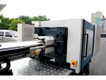 560 Ton Plastic Injection Machine - Image 2