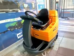 Taski Swingo 4000 Rider Floor Cleaning Machine - Image 5