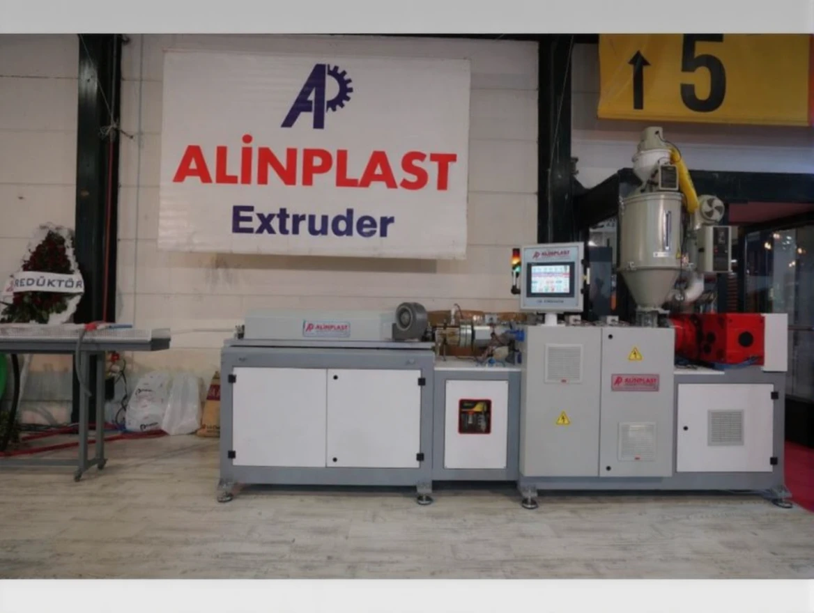 e6qp6et1xsrmr0cvmfcv3wj2br 32 mm – 63 mm Spiral Corrugated Hose Production Machine - Image 1