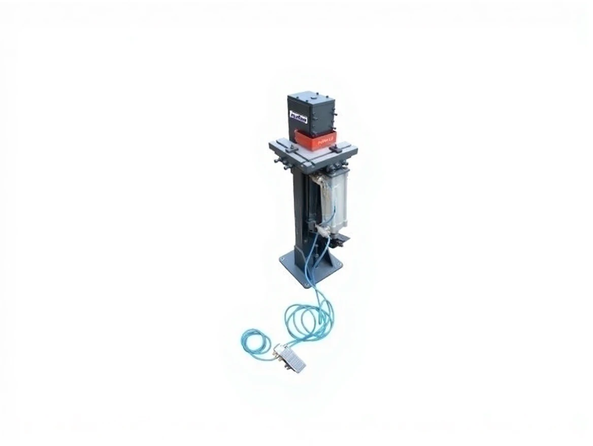 erj6sr4e1xrmr0cvhmx8jg4824 Heating FPN 1.5 Pedal and Pneumatic Corner Cutting Machine - Image 1