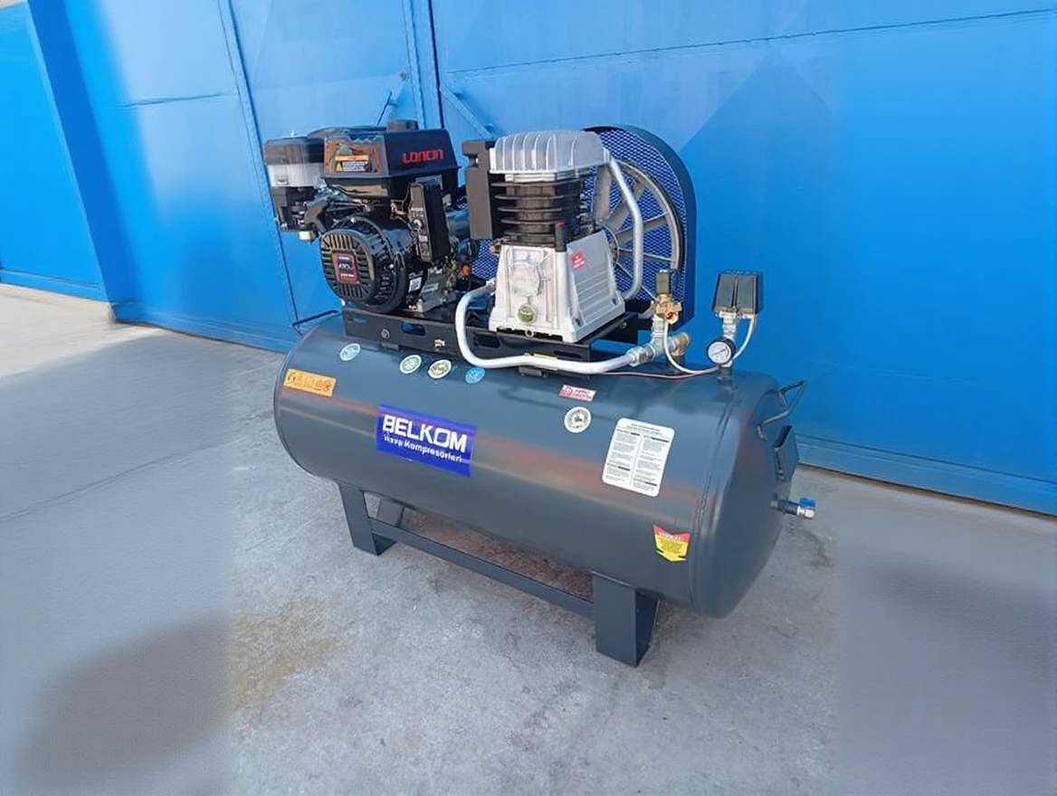 ext2952w1srme0cv2gkvwm6bs4 300 Liter, 15 Hp Petrol Start, 5900 Italian Abac Headed 12 Bar Brand New Road Assistance Compressor - Image 1