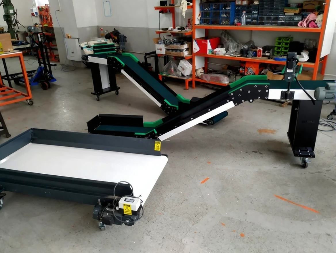 ez06dn83ysrmw0cvmhm9dg99ar Plastic Injection Bottom Product Retrieval Robot - Image 1