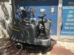Karcher B 140 Rider Floor Scrubber - Image 8