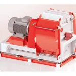 110 Kw Feed Crusher and Mixer Machine