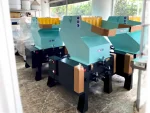 200-250 Kg / Hour Capacity Plastic Crushing Machine