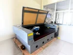 1000x1800mm Camera Conveyor Laser Cutting Machine - Image 2