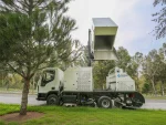 Truck Mounted Mechanical Road Sweeping Machine with 4.5 M³ Garbage Capacity - Image 3