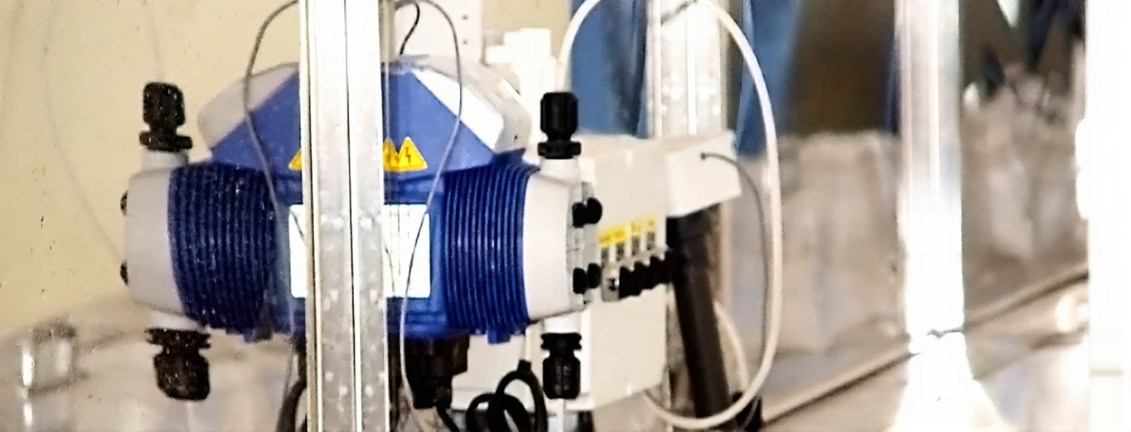 hzv8sews7nrma0cv3e8rk90g24 Time Controlled Automatic Dosage Pump - Image 1