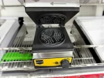Single Square-Flower Waffle Maker - Image 3
