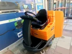 Taski Swingo 4000 Rental Rider Floor Scrubber - Image 3