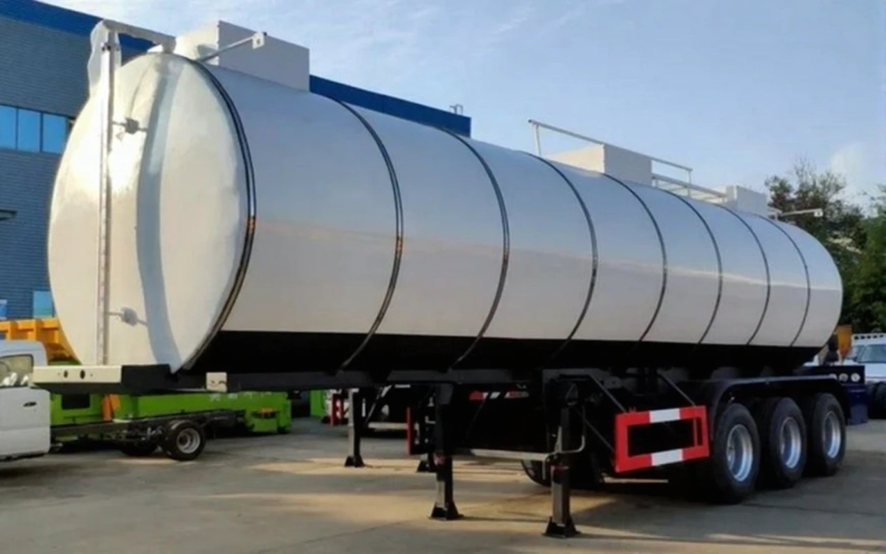 jverb404vdrmt0cv9zva1x59tw 40,000 Liter Roley Bitumen Tank - Image 1