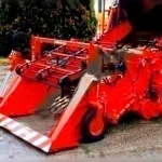 Tomato Harvesting Machine / New Holland B/Rp 4x4