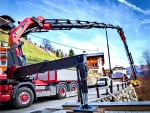 32 Ton (20.8 Mt.) Vehicle-Mounted Folding Boom Mobile Crane - Image 3