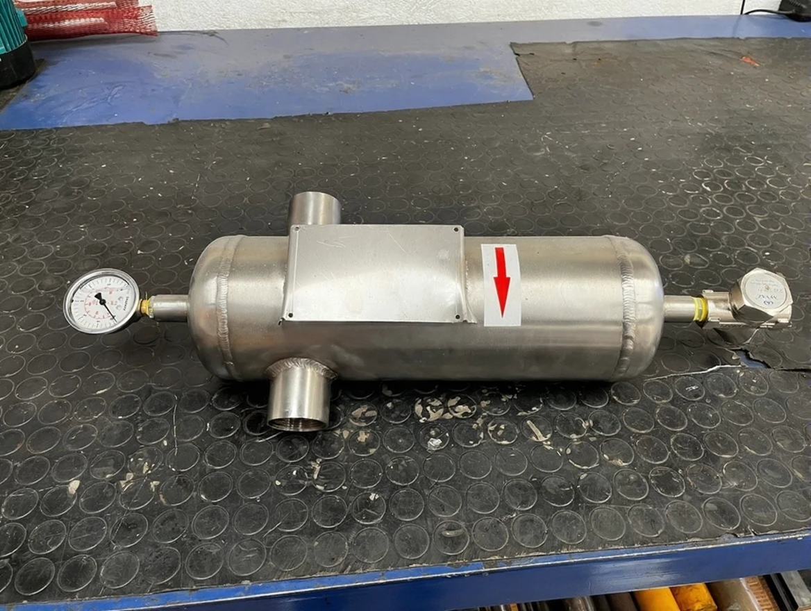 mwwsha6manrme0ctywwvs42k70 Stainless Steel Dry Steam Separator - Image 1