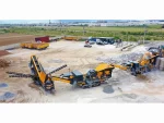 Mobile Tracked Jaw Crusher with Vibrating Screen Stone Crushing Plant - Image 6
